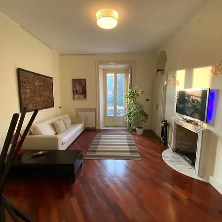 Casa Delle 5 Giornate Di Апартаменты *