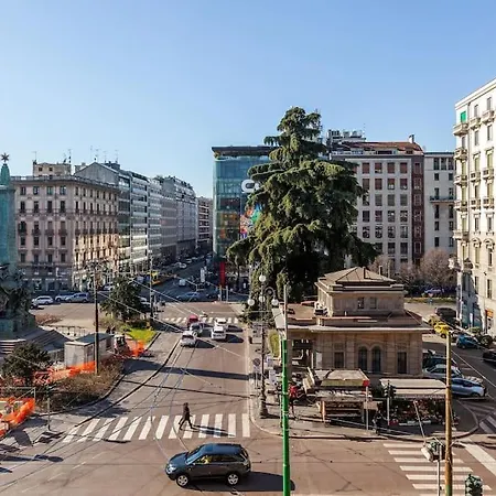 Casa Delle 5 Giornate Di * Милан