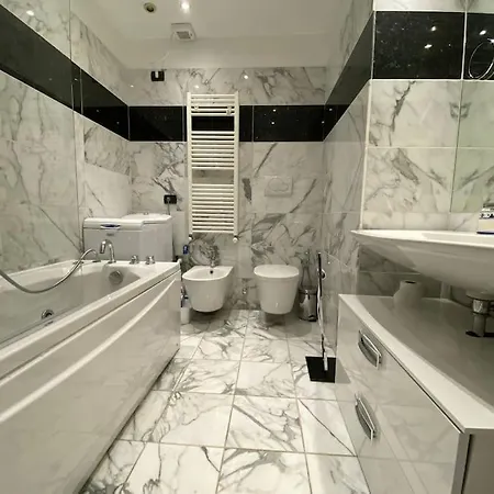 Casa Delle 5 Giornate Di Апартаменты *